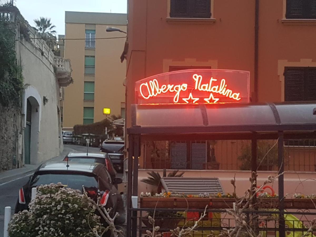 Albergo Natalina Finale Ligure Bagian luar foto